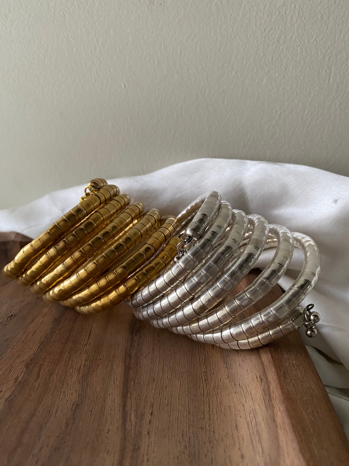 Curl Bracelet-6 Stacks