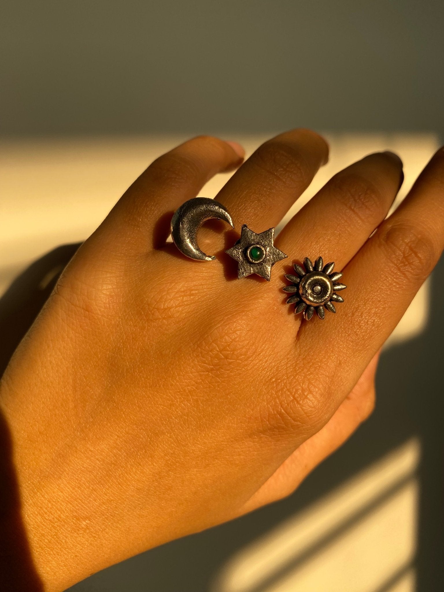 Ambar Ring