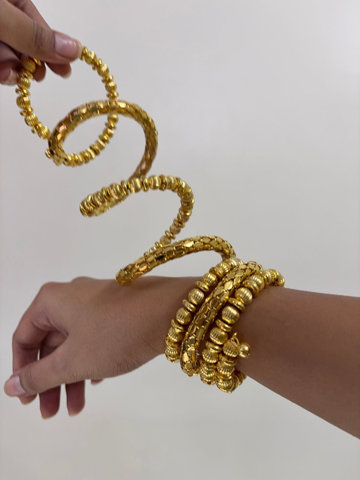 Fusion Curl Bracelet - Retrend Jewels India