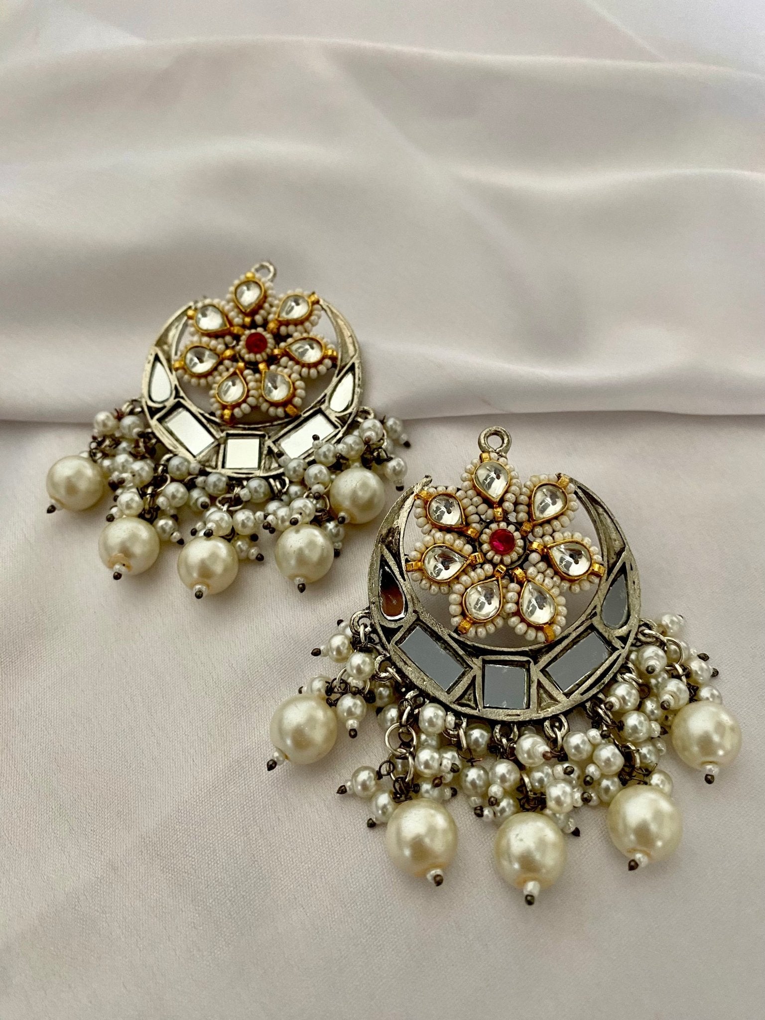 Zamana Kundan Studs